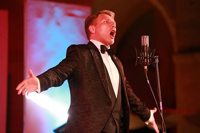 La lirica in galleria dantebus